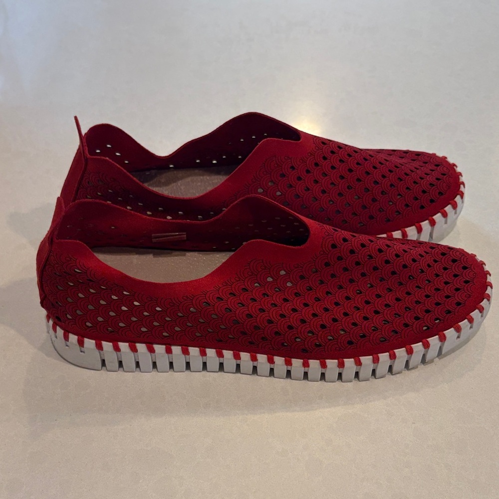 Ilse Jacobsen Red Tulip Flats Size 40